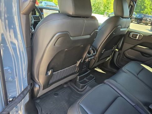 New 2026 Jeep Wrangler Unlimited Sahara AWD/4WD image 24