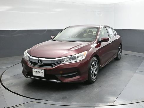 Used 2017 Honda Accord LX image 22