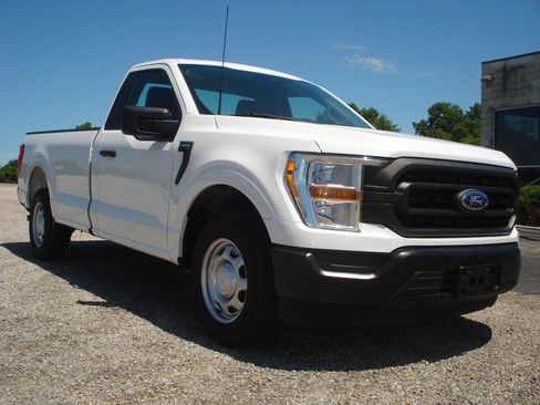 Used 2022 Ford F150 XL w/ Trailer Tow Package RWD image 2