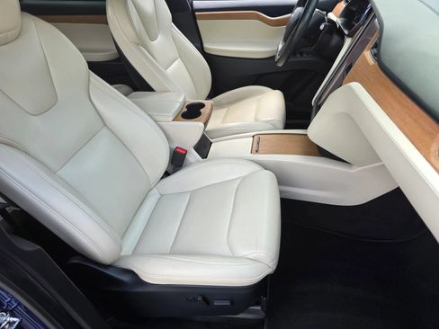 Used 2020 Tesla Model X Long Range AWD/4WD image 30