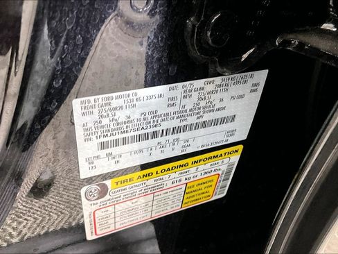 Certified 2025 Ford Expedition Platinum AWD/4WD image 27