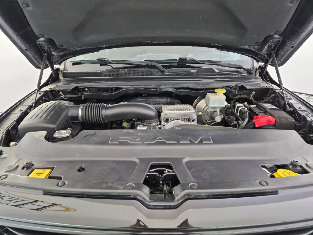Used 2023 RAM 1500 Laramie AWD/4WD image 39