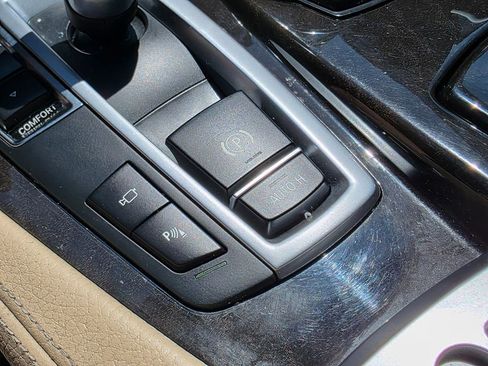 Used 2014 BMW 535i Sedan image 42