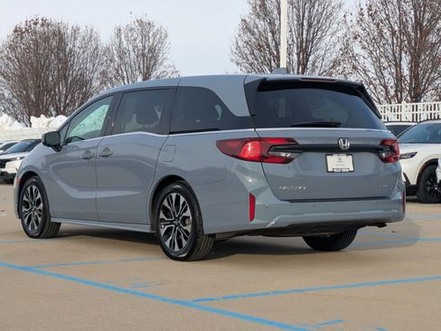 Certified 2025 Honda Odyssey Elite image 8