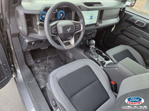 New 2025 Ford Bronco 2-Door AWD/4WD image 8