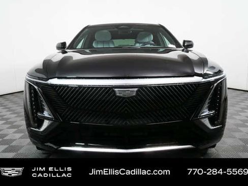 New 2026 Cadillac Lyriq Luxury RWD image 35