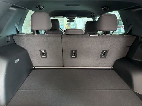New 2026 Chevrolet Equinox LT FWD image 24