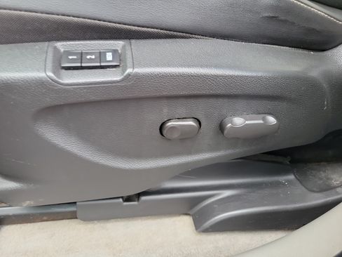 Used 2014 Buick Encore Leather FWD image 20