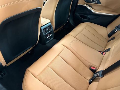 Used 2025 BMW 330i Sedan w/ Convenience Package image 4