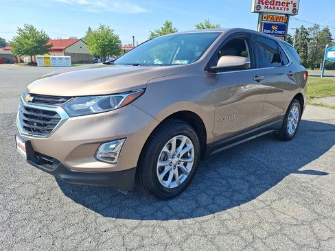 Used 2018 Chevrolet Equinox LT AWD/4WD image 3