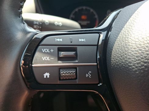 Used 2023 Honda CR-V EX-L image 21