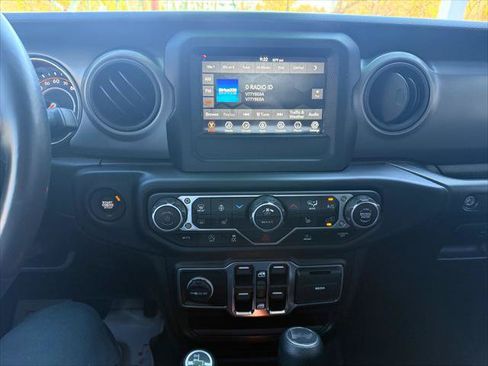 Certified 2023 Jeep Wrangler Unlimited Sport AWD/4WD image 21