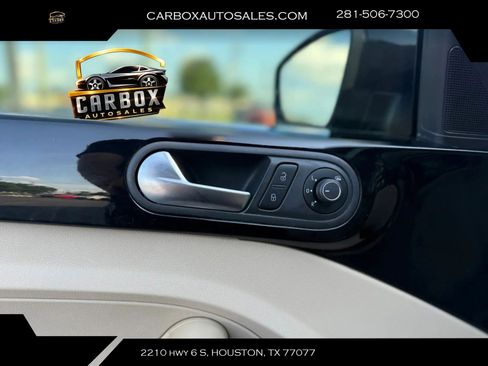Used 2018 Volkswagen Beetle 2.0T SE FWD image 22