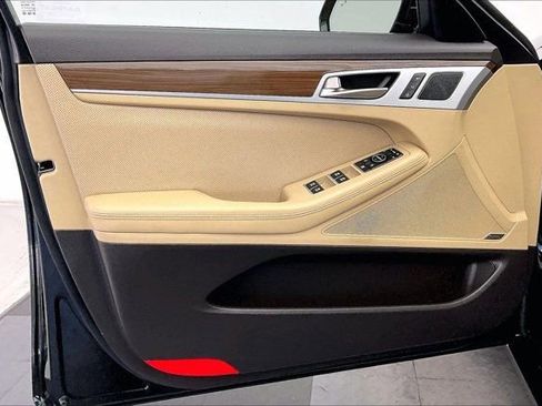 Used 2016 Hyundai Genesis 3.8 w/ Option Group 02 image 26