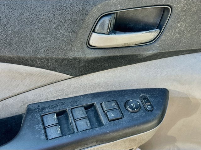 Used 2014 Honda CR-V LX image 11
