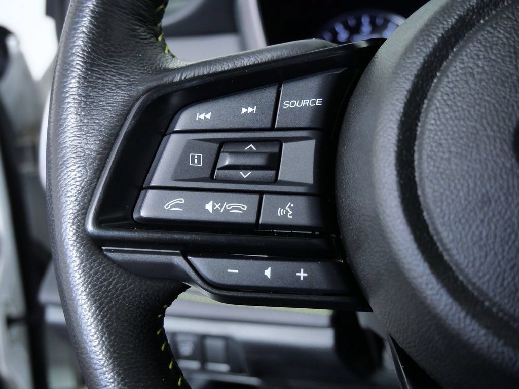 Used 2025 Subaru Outback Onyx Edition AWD/4WD image 21
