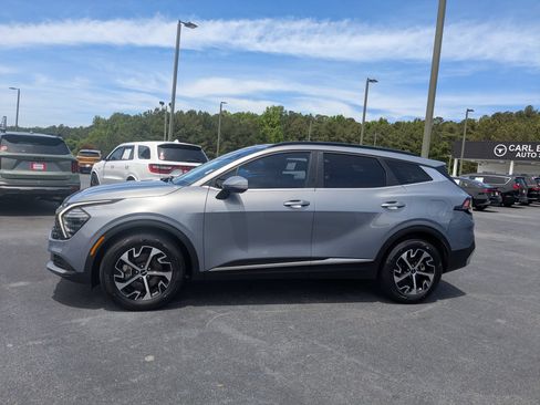 Used 2025 Kia Sportage EX w/ Premium Package FWD image 8