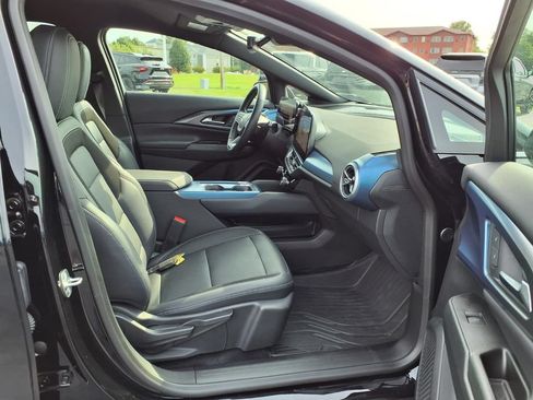 Used 2024 Chevrolet Equinox EV LT w/ LPO, Active Package FWD image 22