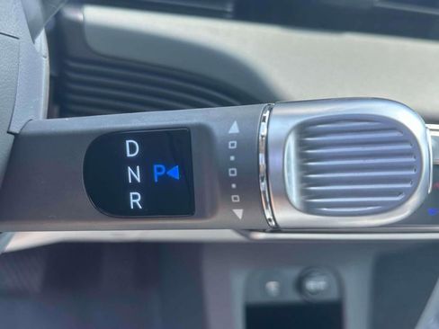 Used 2024 Hyundai Ioniq 5 Limited image 22