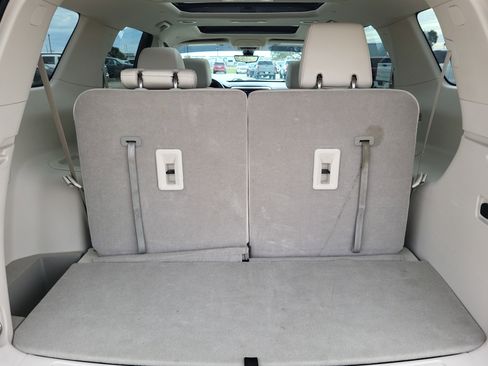 Used 2023 GMC Acadia Denali w/ Denali Technology Package image 13