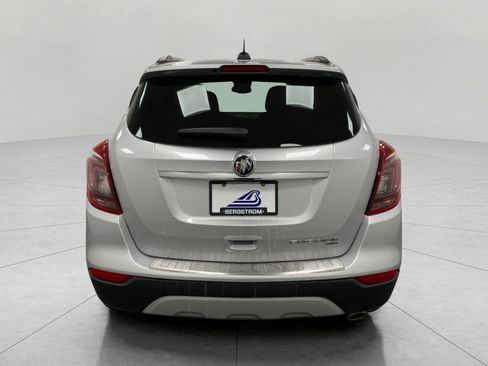 Used 2022 Buick Encore Preferred w/ Safety Package image 5