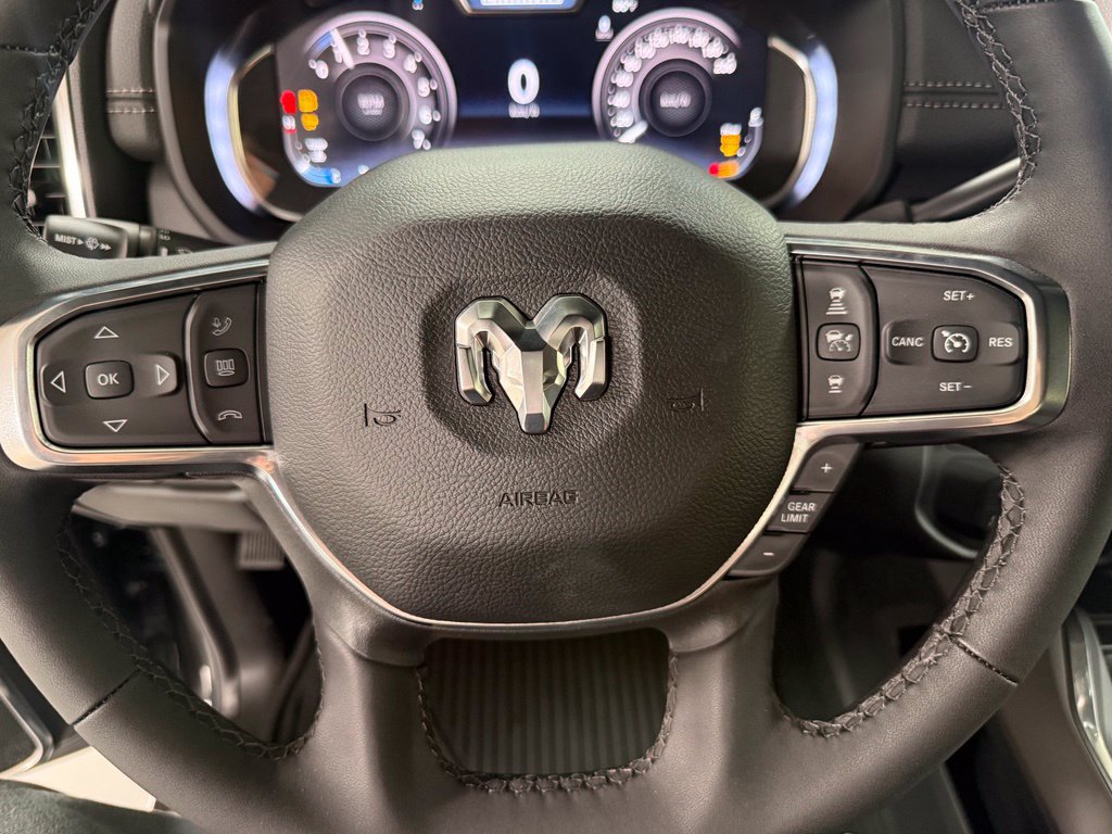 New 2027 RAM 2500 Laramie AWD/4WD image 17