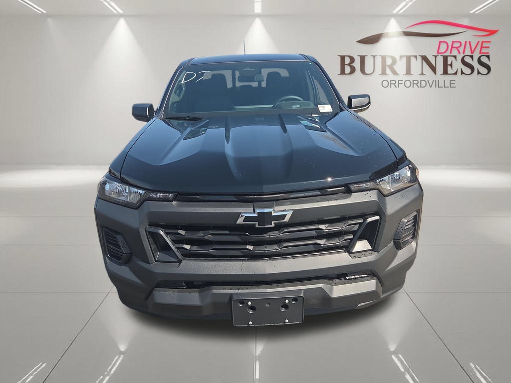 Certified 2026 Chevrolet Colorado W/T w/ WT Custom Package AWD/4WD image 2