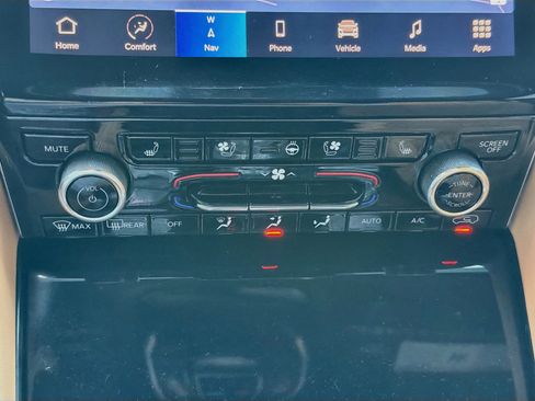 Used 2022 Jeep Grand Cherokee Summit AWD/4WD image 34