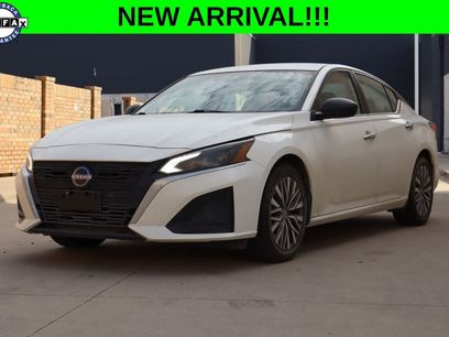 Certified 2025 Nissan Altima 2.5 SV