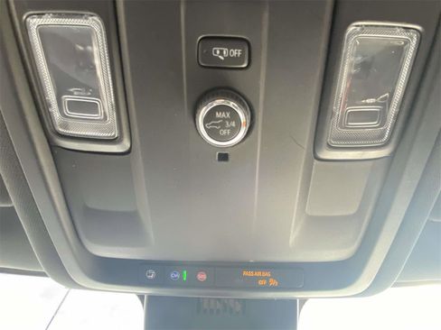 Used 2025 Chevrolet Tahoe LT image 30