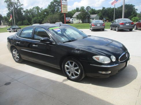 Used 2005 Buick LaCrosse CXS w/ Gold Convenience Package FWD image 18