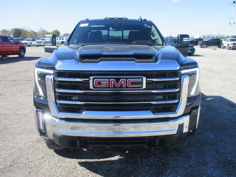 New 2026 GMC Sierra 3500 SLE w/ SLE Value Package image 12