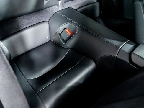 Used 2020 Porsche 911 Carrera 4S w/ Sport Package image 32