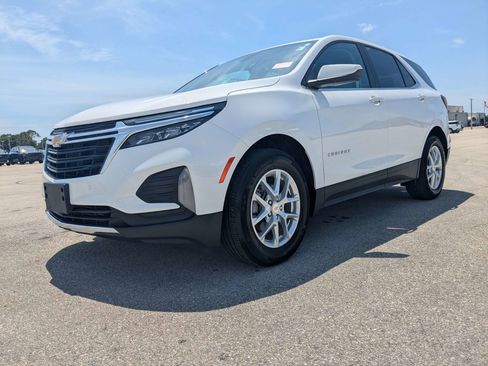Used 2024 Chevrolet Equinox LT FWD image 8