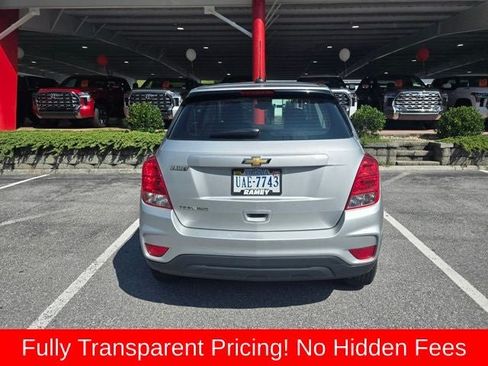 Used 2017 Chevrolet Trax LS AWD/4WD image 6