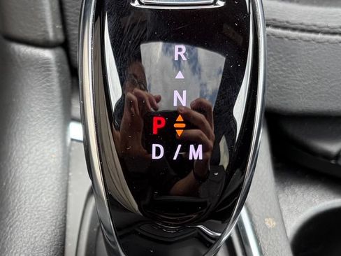 Used 2025 Cadillac XT5 Premium Luxury w/ Technology Package AWD/4WD image 14