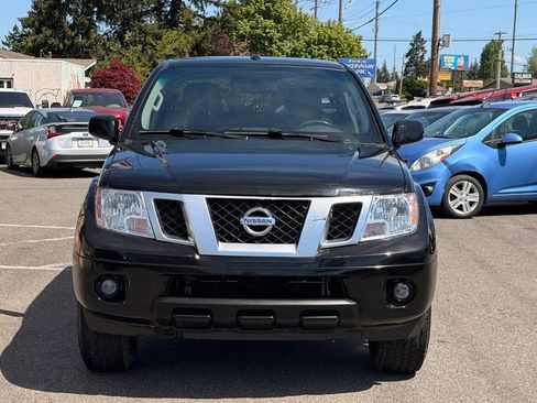 Used 2014 Nissan Frontier PRO-4X w/ Pro-4x Graphics Package AWD/4WD image 8