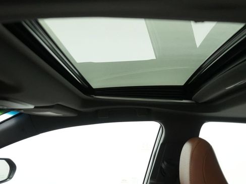 Used 2019 Toyota Avalon Limited FWD image 17
