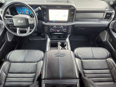 Used 2025 Ford F250 Platinum w/ FX4 Off-Road Package image 23