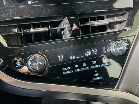 Used 2022 Toyota Camry LE image 17