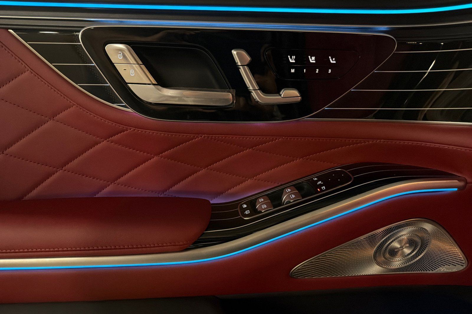 New 2027 Mercedes-Benz S 580 4MATIC Sedan image 10