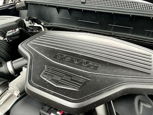 Used 2024 Cadillac XT6 Sport w/ LPO, Floor Liner Package AWD/4WD image 34