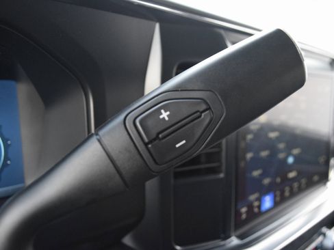 Used 2025 Ford F250 Lariat w/ FX4 Off-Road Package image 15