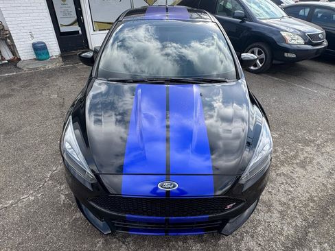 Used 2018 Ford Focus ST image 11
