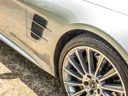 Used 2017 Mercedes-Benz SL 550 image 95