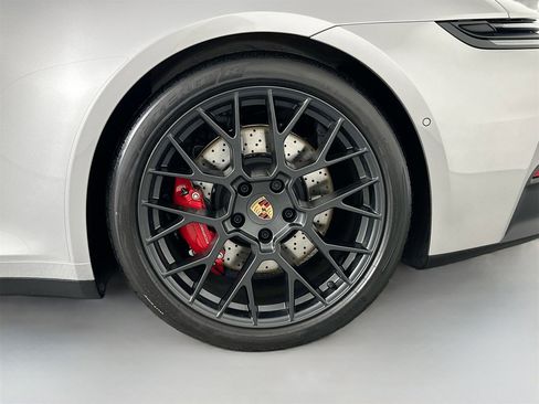Certified 2026 Porsche 911 Targa 4 GTS image 12