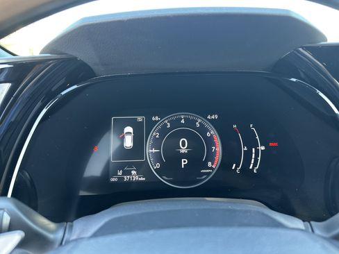 Used 2024 Lexus RX 350 Premium w/ Accessory Package (Z1) image 21