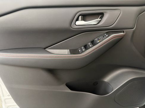 New 2026 Nissan Rogue SV AWD/4WD image 22