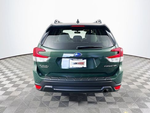 Used 2024 Subaru Forester Premium AWD/4WD image 9