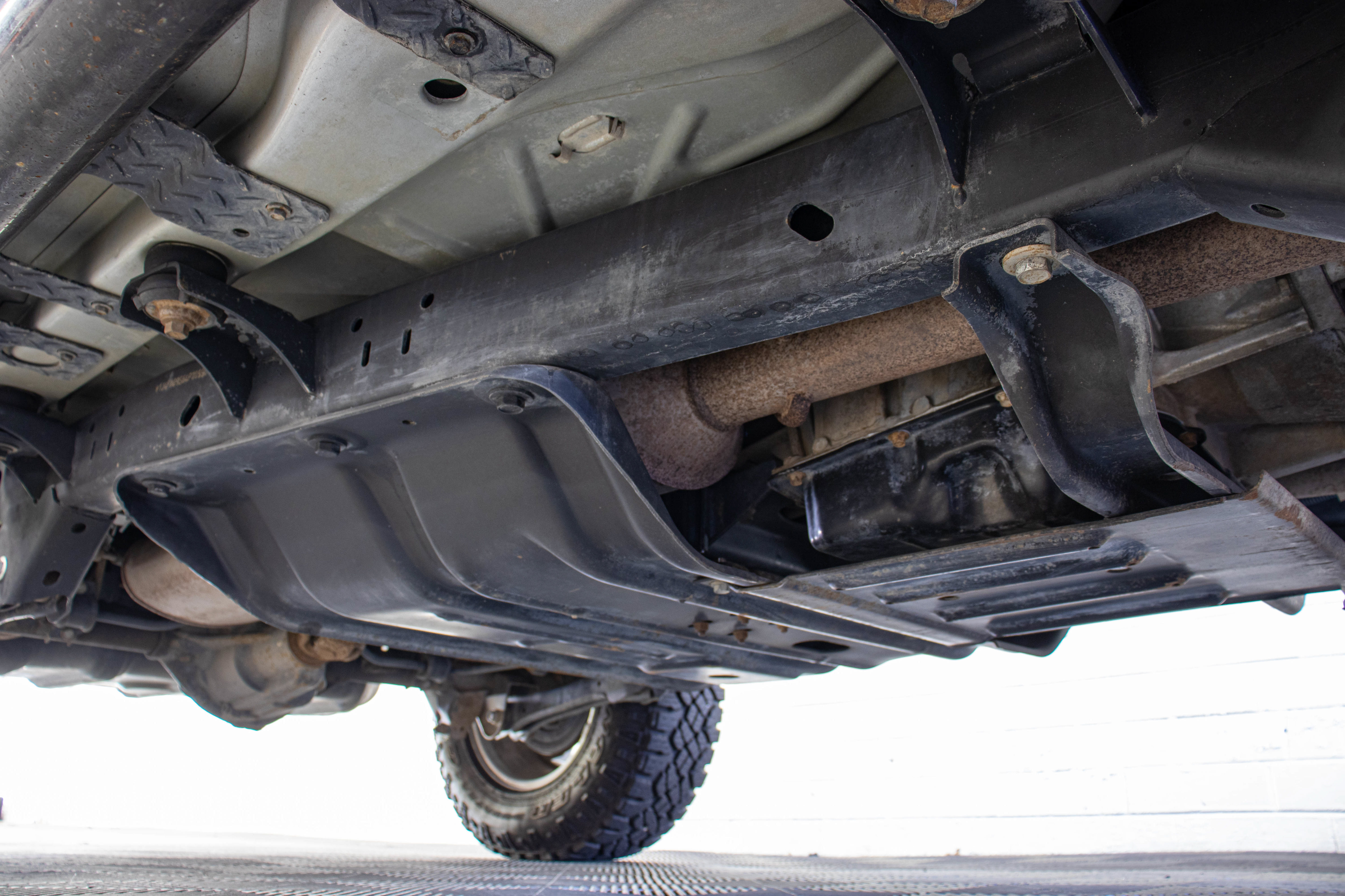 Used 2004 Jeep Wrangler Rubicon w/ Dual Top Group AWD/4WD image 16